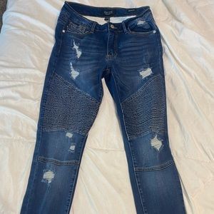 Judy Blue Distressed jeans